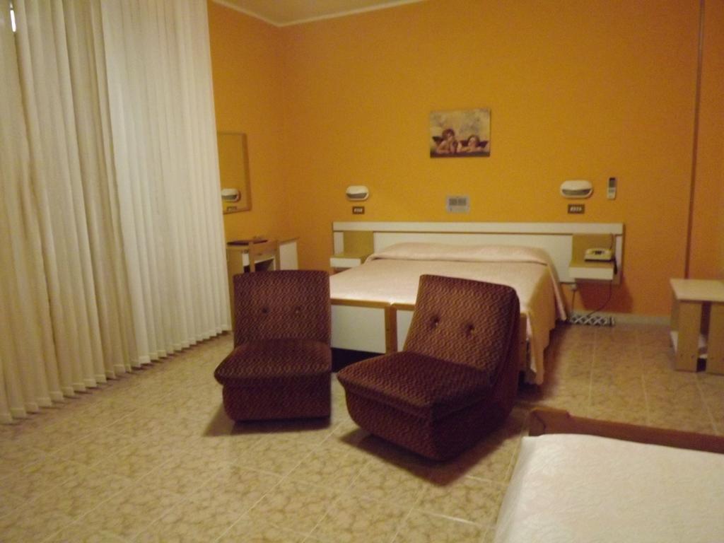 Hotel Cristina Chianciano Terme Room photo