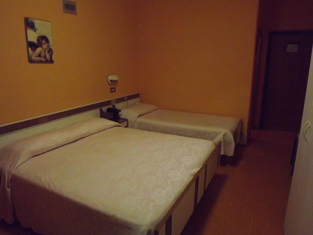 Hotel Cristina Chianciano Terme Room photo